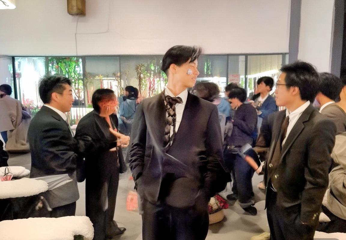 阿森纳防守体系解析：加布里埃尔萨利巴组合筑铜墙，高位逼抢战术与阿尔特塔战术细节引领由守转攻快速反击